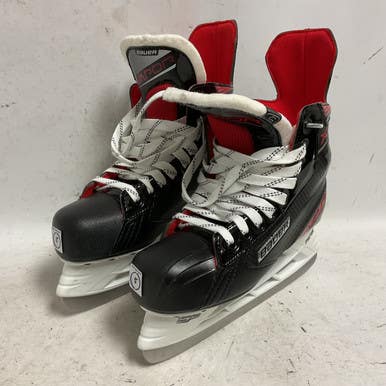 Used Bauer VAPOR X2.5 Junior Hockey Skate Junior 05 11855-S000196269