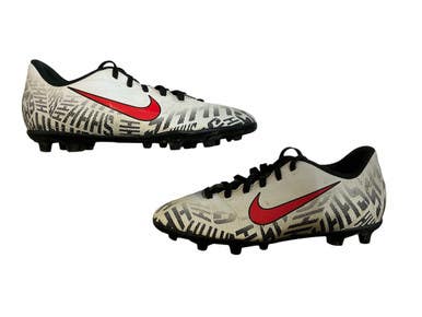 Used Nike NEYMAR Soccer Cleats White Junior 05.5 11873-S000222733