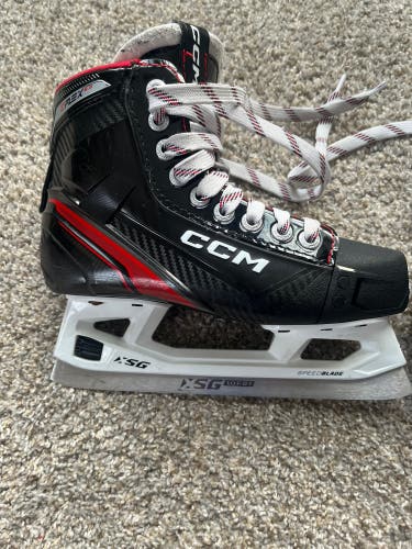 CCM EFlex 6.5 Hockey Goalie Skates Regular Width Size 3 (Used)