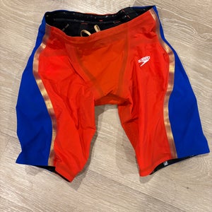 NEW Speedo Fastskin LZR Pure Intent: Men's (Size 25) *Includes FREE SPEEDO Hat