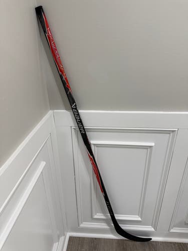 Senior Bauer Vapor FlyLite Right Handed Hockey Stick P92 (New) 70 flex Red