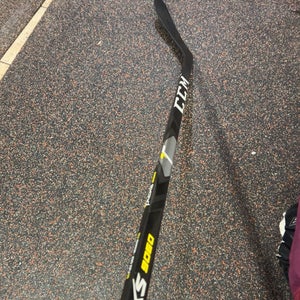 Intermediate CCM Tacks 9060 Left Hand Hockey Stick P28 55 Flex (New)