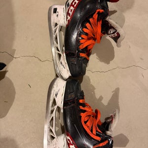 2021 CCM JetSpeed FT475 Hockey Skates Regular Width Size 5.5 (Used)