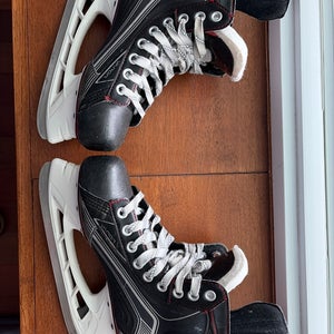 Bauer Vapor X500 Hockey Skates Regular Width Size 4.5 (Used)