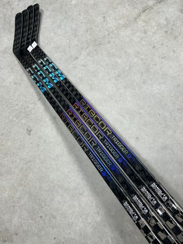 4 PACK 85 Flex Custom P88M Senior CCM RibCor Trigger 9 Pro Right Hand Hockey Stick Pro Stock (New)