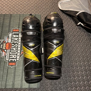 Bauer Supreme Ultrasonic 16" Shin Pads