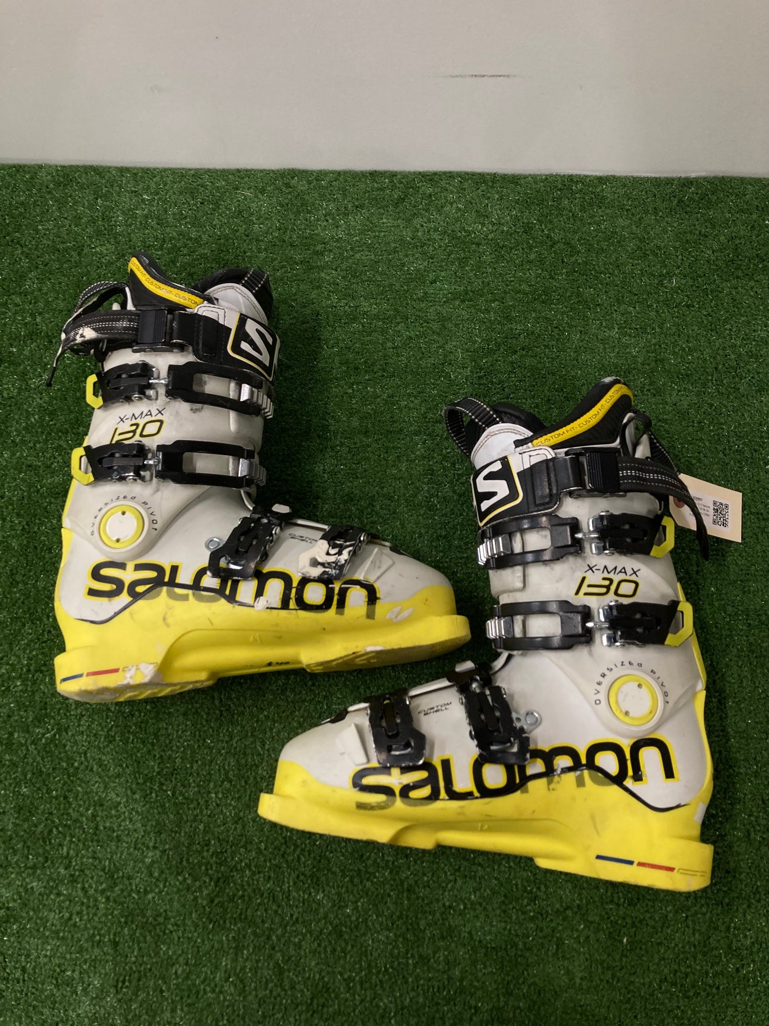 Salomon X-Max Ski Boots: Used & Clearance Deals - SidelineSwap