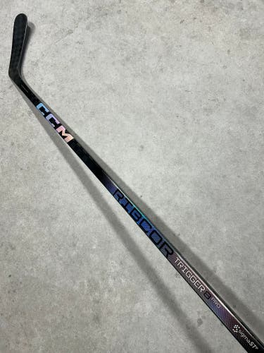 100 Flex P29 Senior CCM RibCor Trigger 8 Pro Right Hand Hockey Stick Pro Stock NHL (New)
