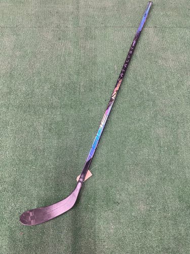 True Catalyst Pro Hockey Stick Right Handed | Senior T28 65 Flex