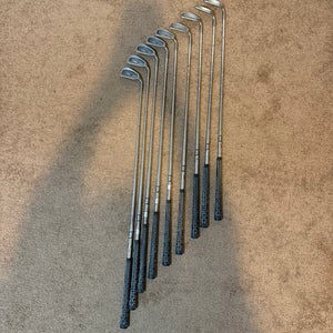 Men's 1982 Ping Eye 2 Black Dot Right Handed Iron Set Regular Flex (9 Clubs) 3-SW Steel Shaft