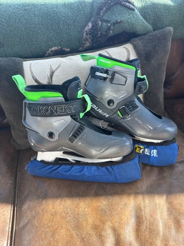 2022 Bauer Konekt Hockey Goalie Skates Regular Width Size 5 (Used)