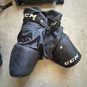 Youth Medium CCM Tacks 3092 Hockey Pants (Used)