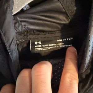 Black Men's Small Under Armour Jacket (Used)