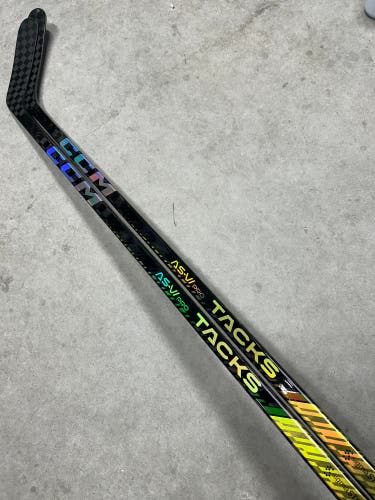 2 PACK 85 Flex P88M New Senior CCM Right Hand Pro Stock Tacks ASVI-Pro Hockey Stick