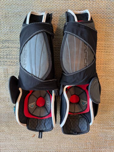 Senior Bauer 15" Shin Pads (Used)