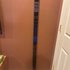 Senior CCM JetSpeed FT7 Pro Left Hand Hockey Stick P88 75 Flex (Used) 3-pack