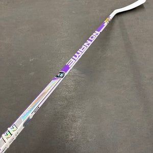 Senior No Name Hockey Hockey Stick Right Handed 77 Flex (Used)