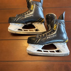 Bauer Supreme TotalOne NXG Hockey Skates Regular Width Size 6 LS5 Carbon runners
