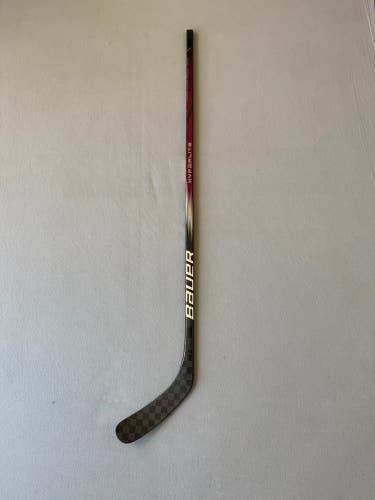 Like New 55 Flex P86 Intermediate Bauer Vapor Hyperlite 2 Right Handed Hockey Stick