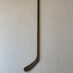 Used 80 Flex W03 Senior Warrior Novium Pro Blackout Right Hand Hockey Stick