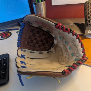 LH Louisville Slugger Diva Softball Glove 11.5" (Used)