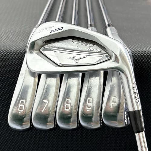 MIZUNO JPX 900 FORGED IRON SET 5-P