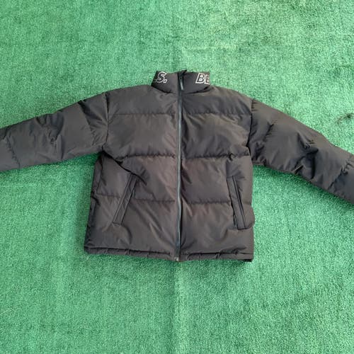 New 2026 Beyond Medals Puffer Jacket | Size: Men's Large