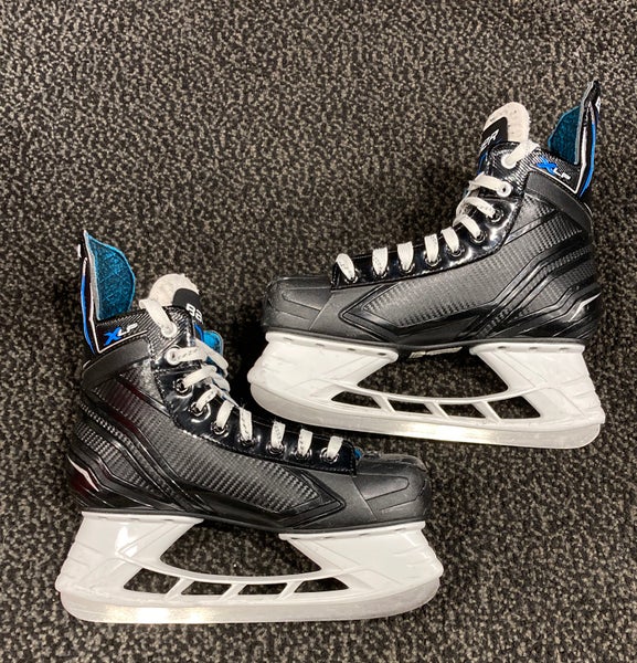 Used Senior Bauer XLP Hockey Skates Size 8
