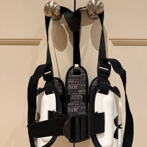 Youth Small Under Armour Rib Pad (Used)