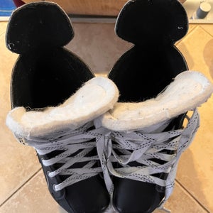 Bauer Supreme One20 Hockey Skates Regular Width Size 5 (Used)