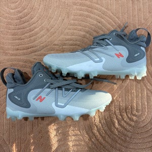 New Balance Freeze 4.0 Cleats | Men's 8 (Used)