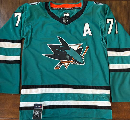 San Jose Sharks Macklin Celebrini Blue Adult Medium (50)  #71 NWT