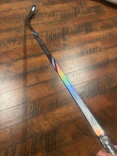 Senior Bauer Nexus Tracer Right Handed Hockey Stick P28 87 Flex (New)