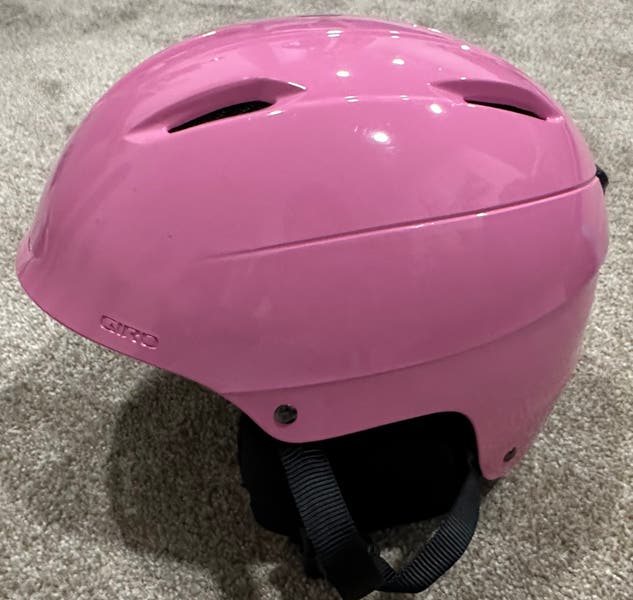 giro tilt snowboard helmet Ledge Matte White This helmet features In Form technology which adjusts to different goggles and head shapes for the perfect fit Giro Scale Helmet Black L