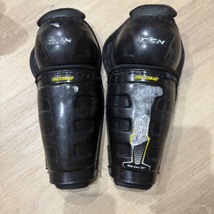 Youth CCM Tacks 3092 9" Shin Pads (Used)