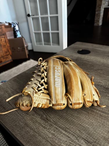 Marucci Ascension RH Baseball Glove 11.75" (Used)