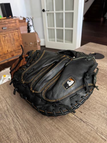 Wilson A1500BB 1791 RH Catcher's Glove 32.5" (Used)