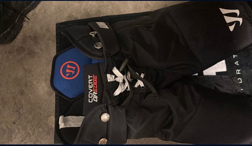 Youth Large Warrior Covert QR Edge Hockey Pants (New)
