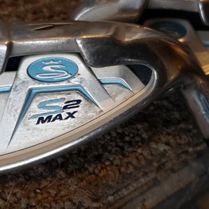 SET 2 KING COBRA S2 MAX LADIES CAVITY BACK IRONS 7 & 8 W GRAP SHAFTS & NEW GRIPS