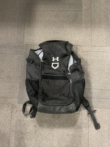 Used Under Armour BLACK 4 BAT BAG BB/SB Player Carry Bag Black 11614-S000229758