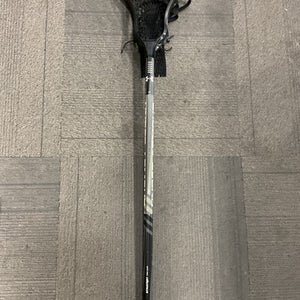 Used Under Armour BOYS LAX STICK Men Atk/Mid Complete Stick Black 11614-S000229803