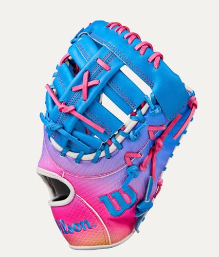 2025 Wilson A2000 RH First Base Baseball Glove 12" (New)