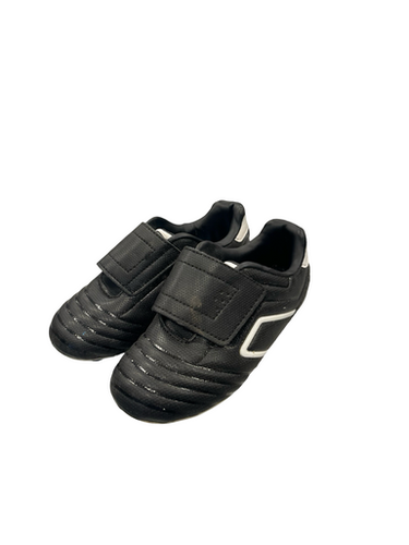 Used Soccer Cleats Black Youth 09.0 11682-S000126582