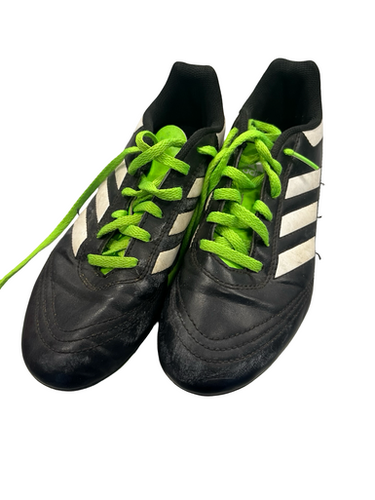 Used Adidas Soccer Cleats Black Junior 04 11682-S000126581
