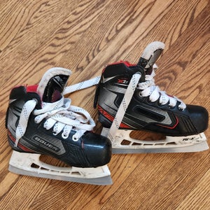 Used Bauer Vapor X2.7 Youth 12.0 D - R Regular Goalie Skates