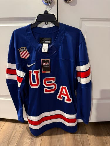 USA Hockey Nike 2026 Olympic Jersey - Royal Men’s Medium New with Tags