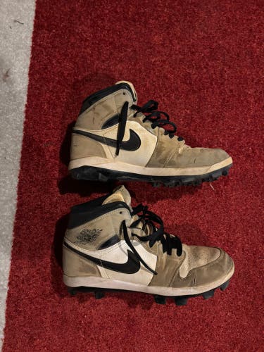 Gray Men's Size M 7.5 (W 8.5) Adult Air Jordan High Top Molded Cleats (Used)