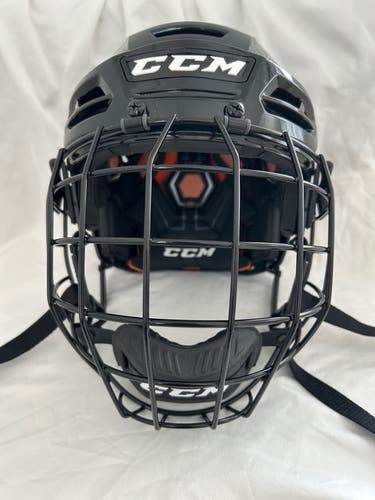 CCM Tacks 710 Combo Helmet Sr Medium - Used