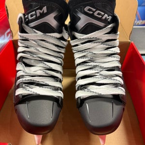 CCM Tacks XF 70 Hockey Skates R Width Size 4.5 (New)
