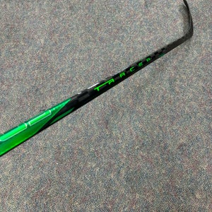 Bauer Nexus Tracer Hockey Stick | RH P28 Senior 87 Flex